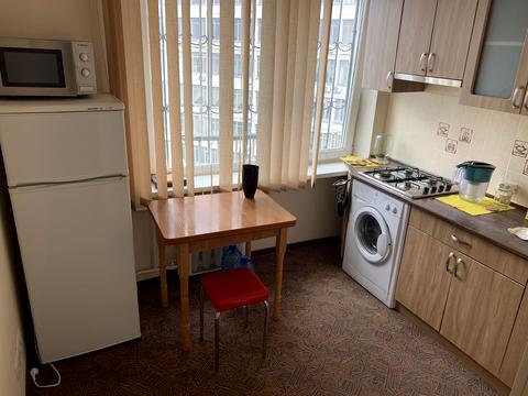 квартира за адресою Бутишів пров. (Андрія Іванова вул.), 25