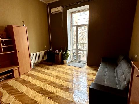 квартира за адресою Тарасівська вул., 23/25