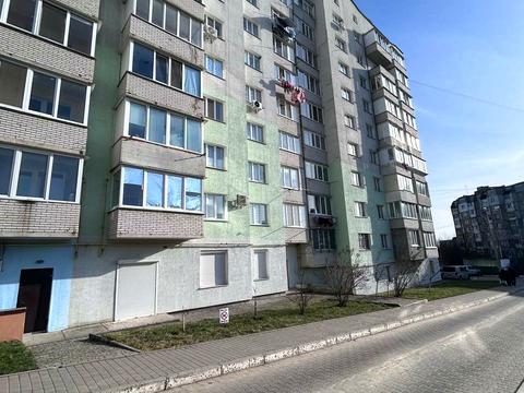 комерційна за адресою Лісогринівецька вул., 16/2