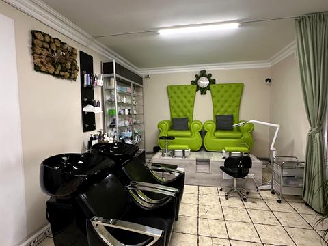 комерційна за адресою Канатна вул., 60