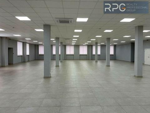коммерческая по адресу Вацлава Гавела бульв. (Івана Лепсе), 2