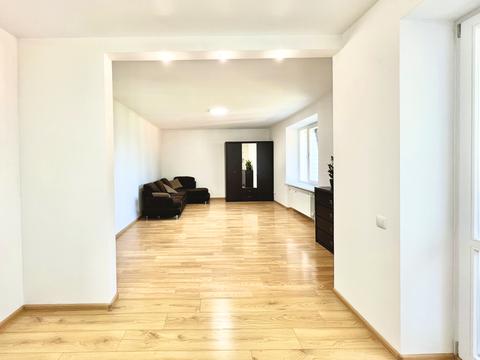 квартира за адресою Українська вул., 7е
