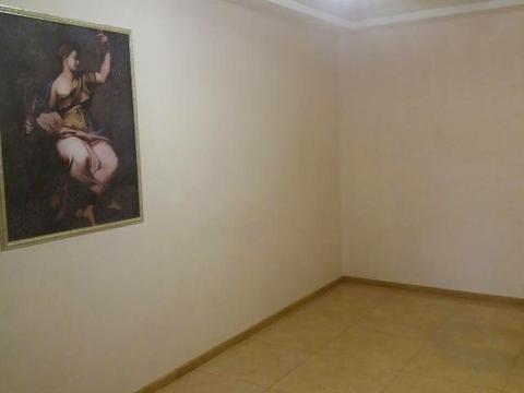 комерційна за адресою Кам'янецька вул., 84