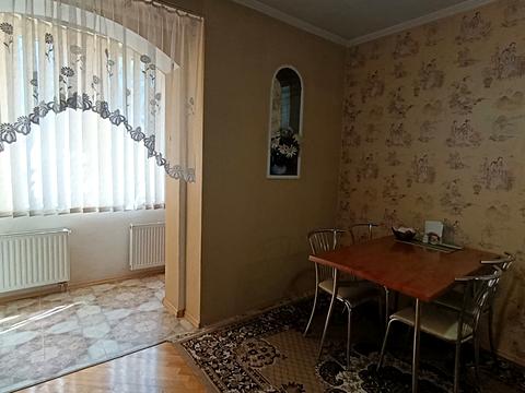 квартира за адресою Академіка Ющенка вул., 8