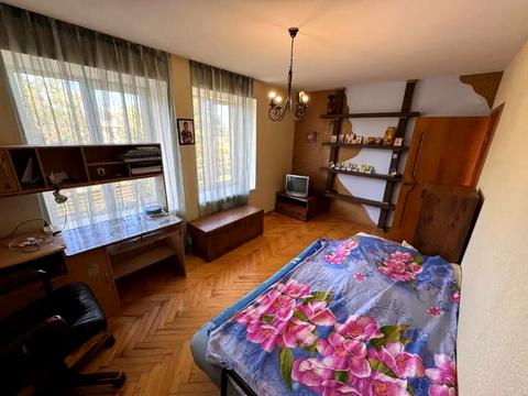квартира за адресою Ніла Армстронга вул. (Казакова), 4