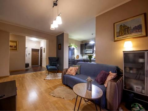 квартира за адресою Ромашкова вул., 10б