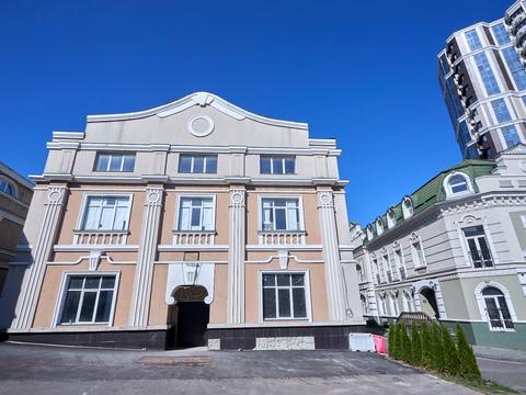 коммерческая по адресу Златоустовская ул., 23