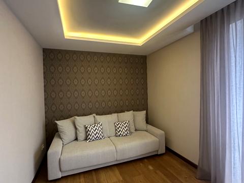 квартира за адресою Жасминова вул., 5б