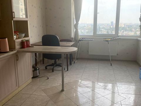квартира за адресою Середньофонтанська вул., 19