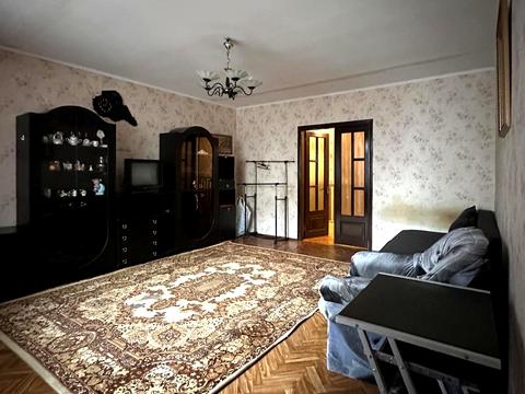 квартира за адресою Бабаджаняна, 27