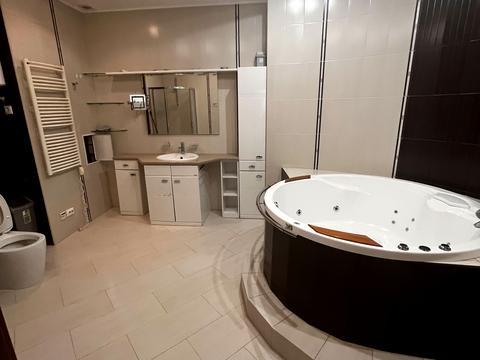 квартира по адресу Евгения Коновальца ул. (Щорса), 36-Б