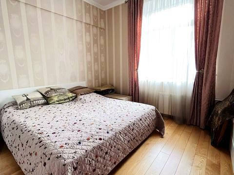 квартира по адресу Строителей ул., 30