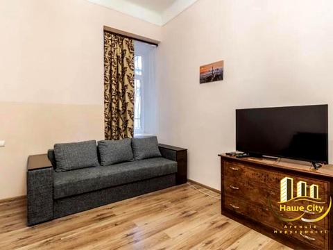 квартира за адресою Дорошенка Петра, 40
