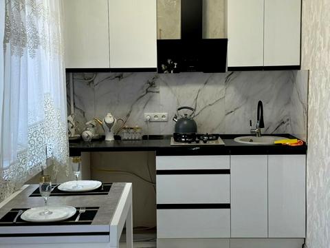 квартира за адресою Академіка Заболотного вул., 30