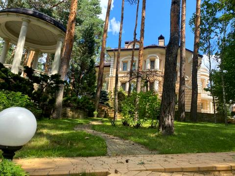 будинок за адресою Богдана Ступки пров., 3