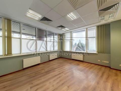 комерційна за адресою Дмитрівська вул., 94