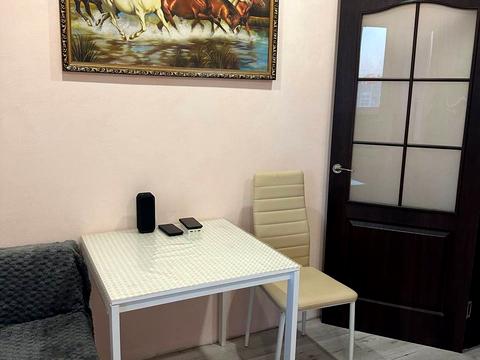 квартира за адресою Софії Русової вул., 7-А