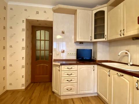 квартира за адресою Київ, Драгоманова вул., 44-А