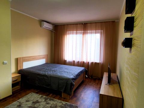 квартира за адресою Софії Русової вул., 5-Б