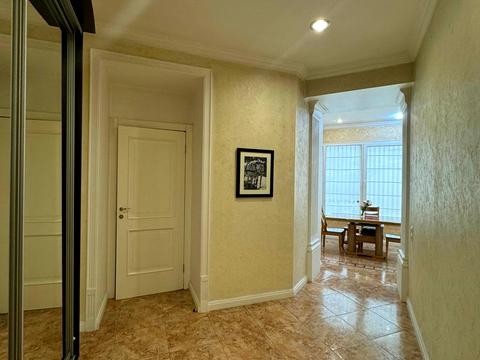 квартира за адресою Шота Руставелі вул., 20