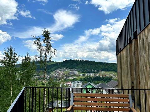 комерційна за адресою Стаїще, 552