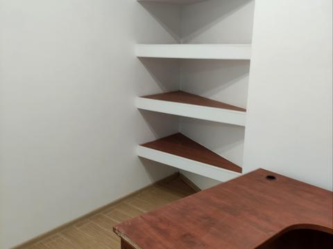 коммерческая по адресу Веры Холодной пл., 1