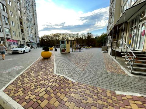 квартира за адресою Академіка Корольова вул., 5/4