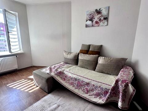 квартира за адресою Софії Русової вул., 1