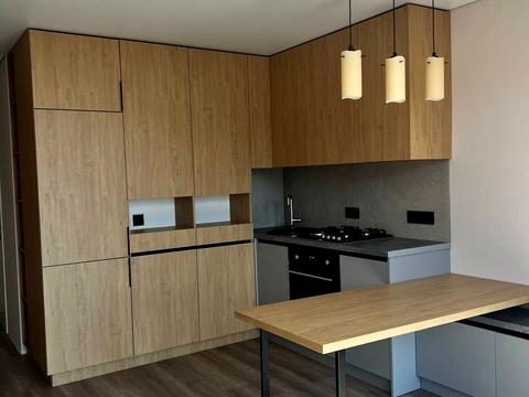 квартира за адресою Степана Бандери вул., 77-Б