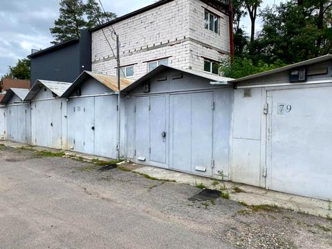 паркоместо по адресу Велика Кільцева дорога ул., 12а