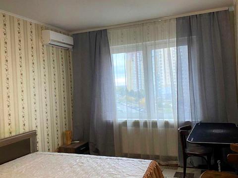 квартира за адресою Софії Русової вул., 1