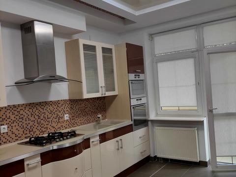 будинок за адресою Міжгірна вул.