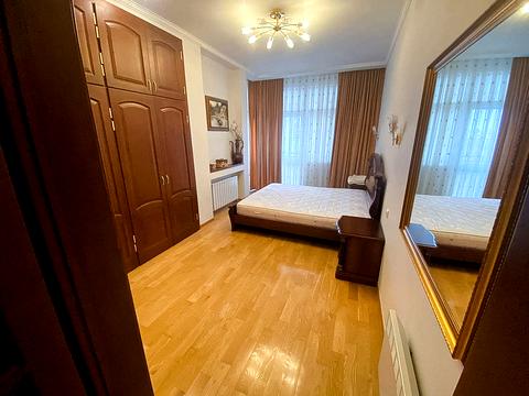 квартира за адресою Панаса Мирного вул., 17