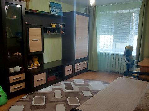 квартира за адресою Космонавтів вул., 77-А