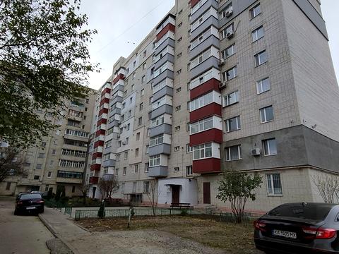 квартира за адресою Металургів вул., 30