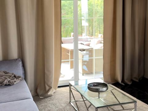 дом по адресу феодосійська, 5