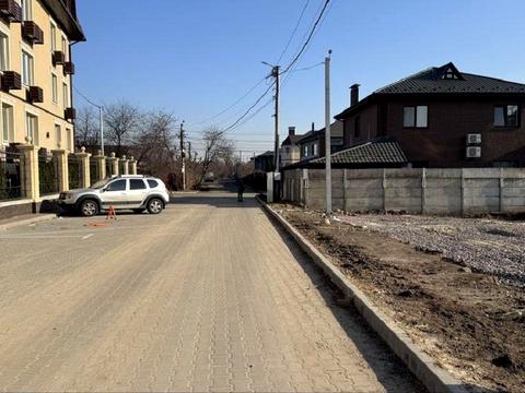 ділянка за адресою Яблунева вул., 16