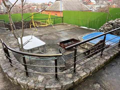 будинок за адресою Пров.Героїв Крут