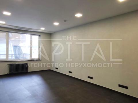 коммерческая по адресу Кропивницкого ул., 10