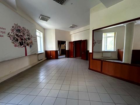 комерційна за адресою Євгена Коновальця вул. (Щорса), 36-Б