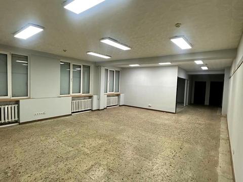 комерційна за адресою Городоцька вул., 357