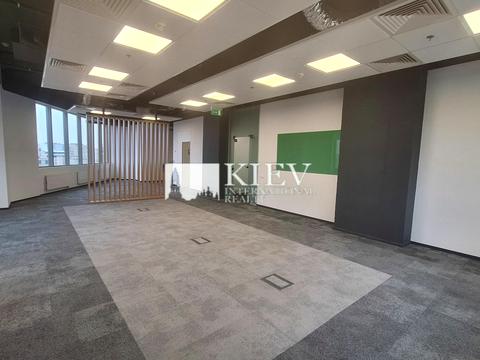 комерційна за адресою Князів Острозьких вул. (Московська), 32