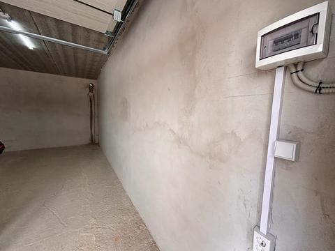 паркомісце за адресою Височана вул., 18