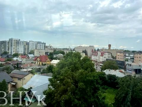 квартира за адресою Степана Бандери просп., 10