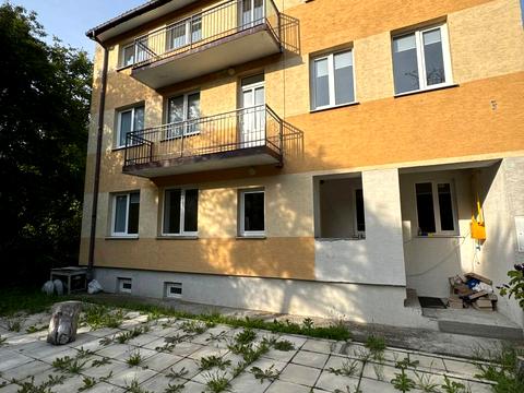 комерційна за адресою Володимира Антоновича вул. (), 76а
