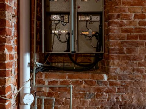 коммерческая по адресу Володимира Вернадського ул. (Дзержинського), 27