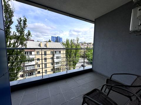квартира за адресою Джона Маккейна вул. (Івана Кудрі), 7