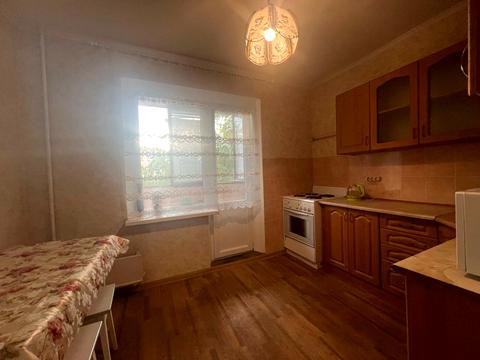 квартира по адресу Ревуцкого ул., 19/1