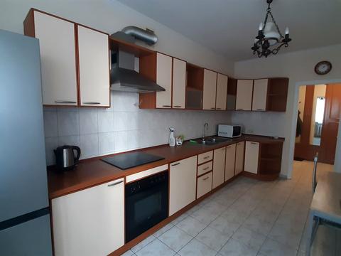 квартира за адресою Вишняківська вул., 11