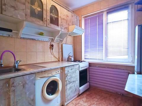 квартира за адресою Всіхсвятська вул. (50 років СРСР), 18а